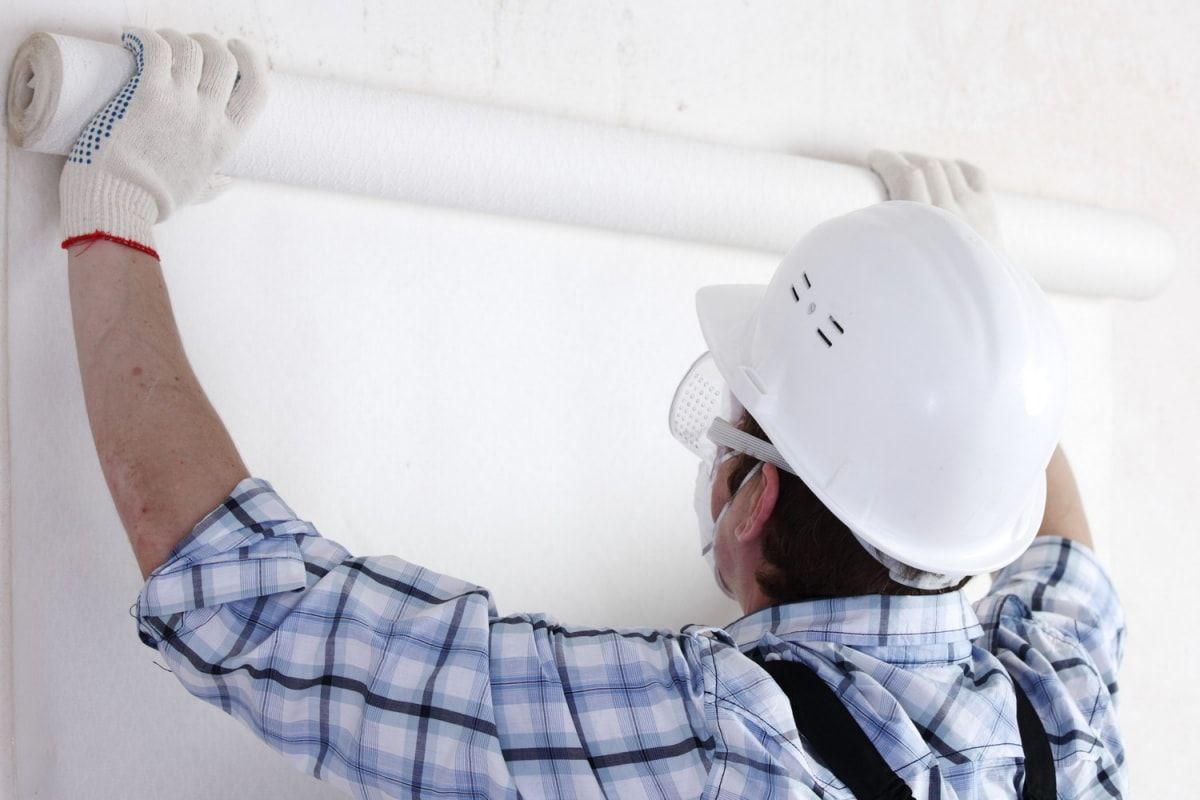 Поклейка стеклохолста, малярного флизелина-фото